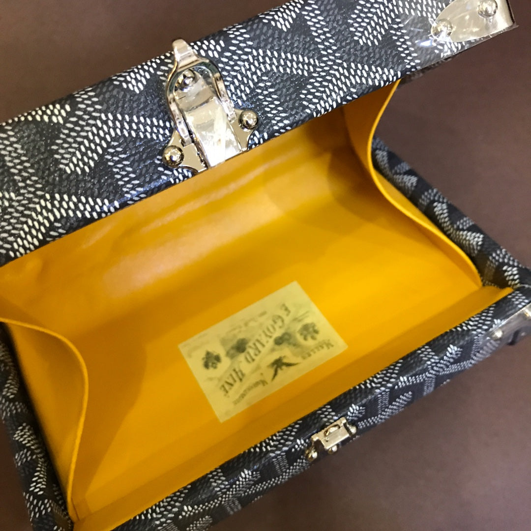 Goyard Minaudiere Trunk Bag 17Cm Grey Canvas