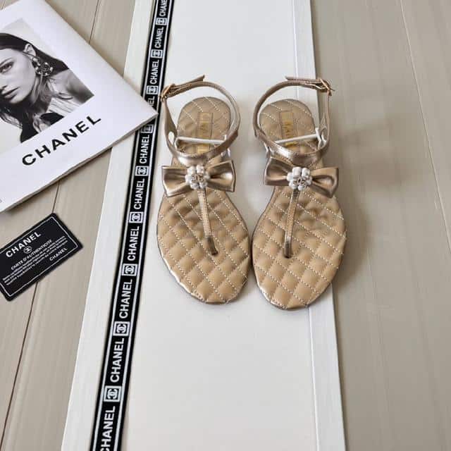 Chanel Gold Quilted Leather With White Camellia Cc Logo Bow Thong Sandals
