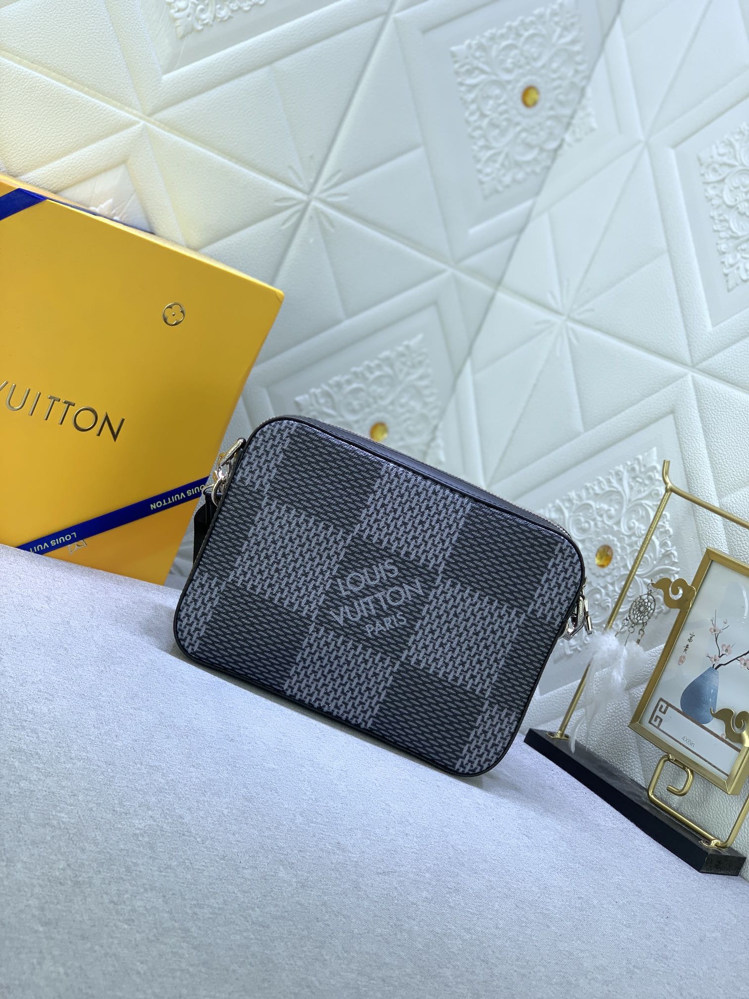Louis Vuitton Trio Messenger Bag Damier Canvas Black 25Cm N50017