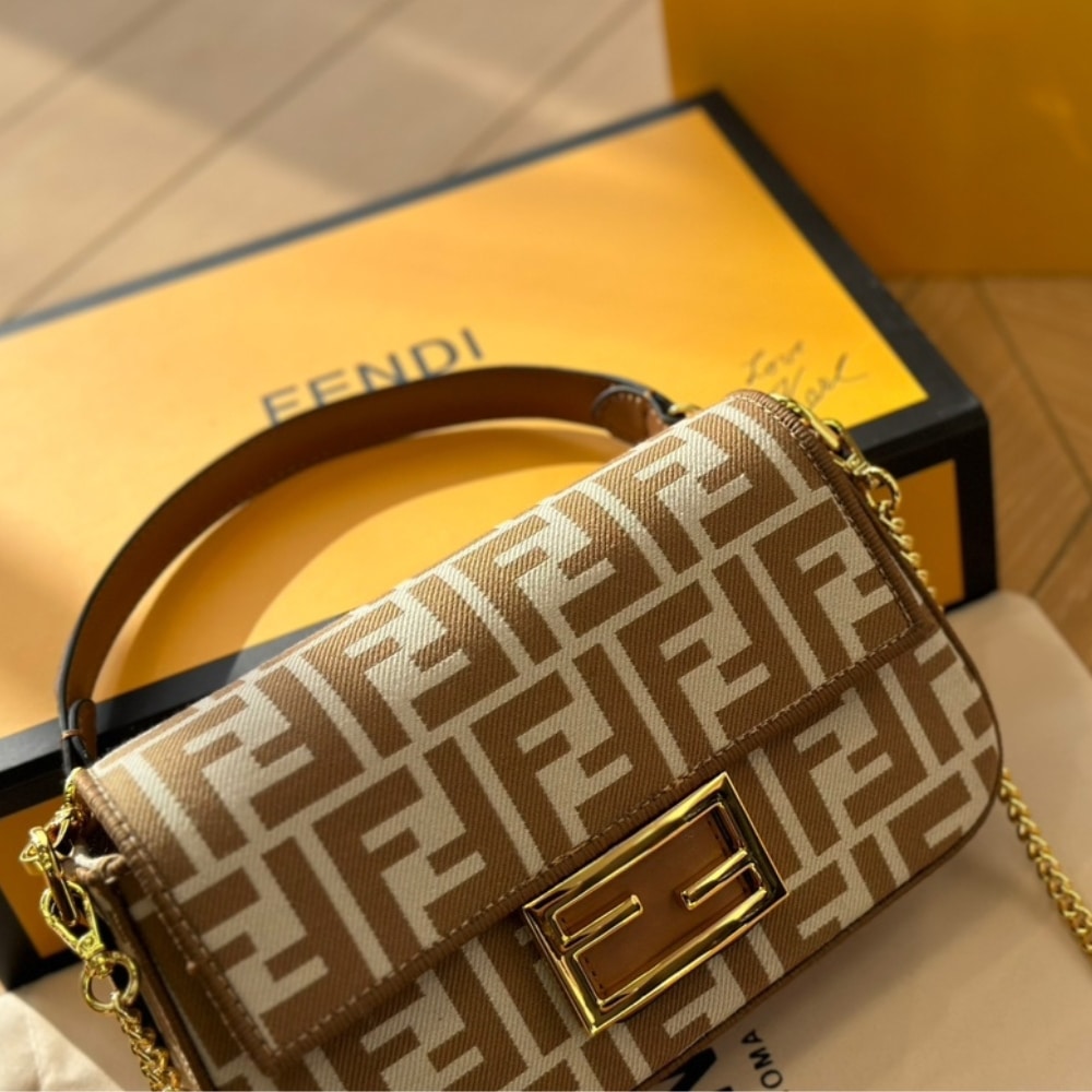 Fendi Baguette Mini Ff Jacquard Fabric Bag Beige 21cm