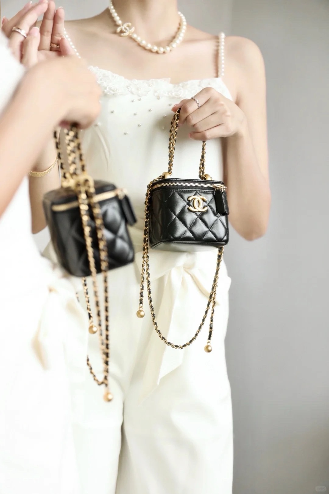 Chanel Small Vanity With Chain Black 12Cm/ 4.7in