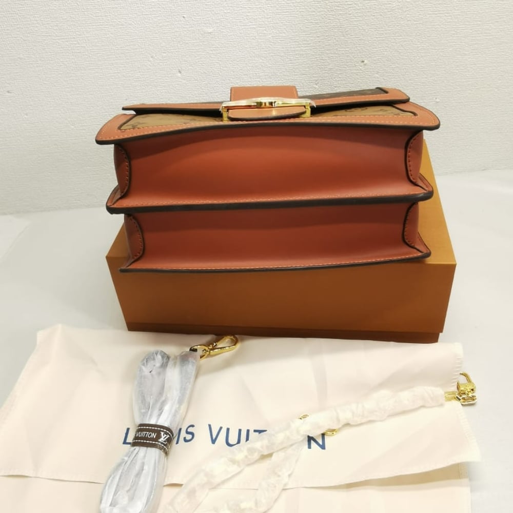 Louis Vuitton Dauphine MM Monogram Reverse 25Cm M45958