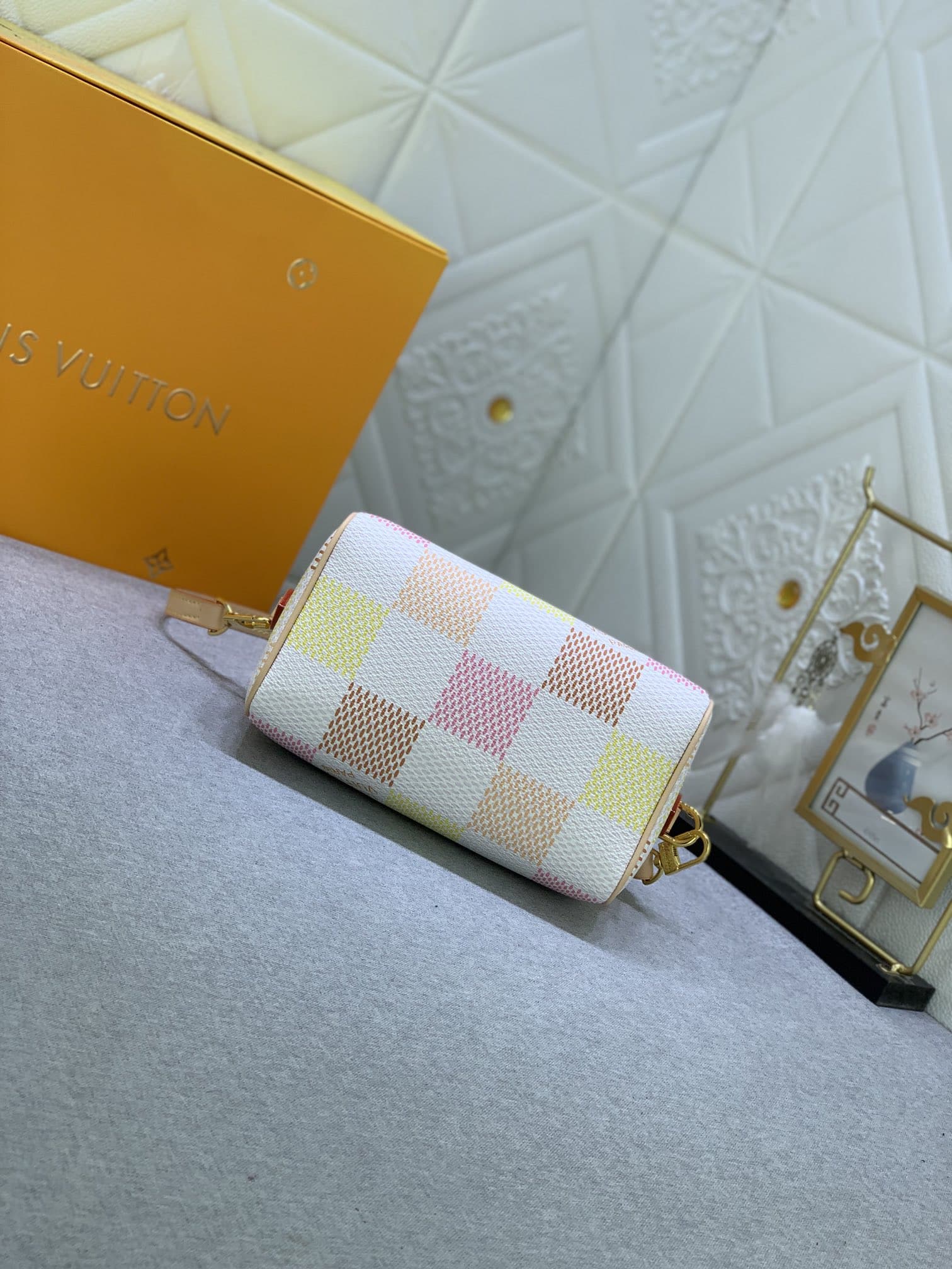 Louis Vuitton Speedy Bandoulière Damier Canvas Peach 20Cm
