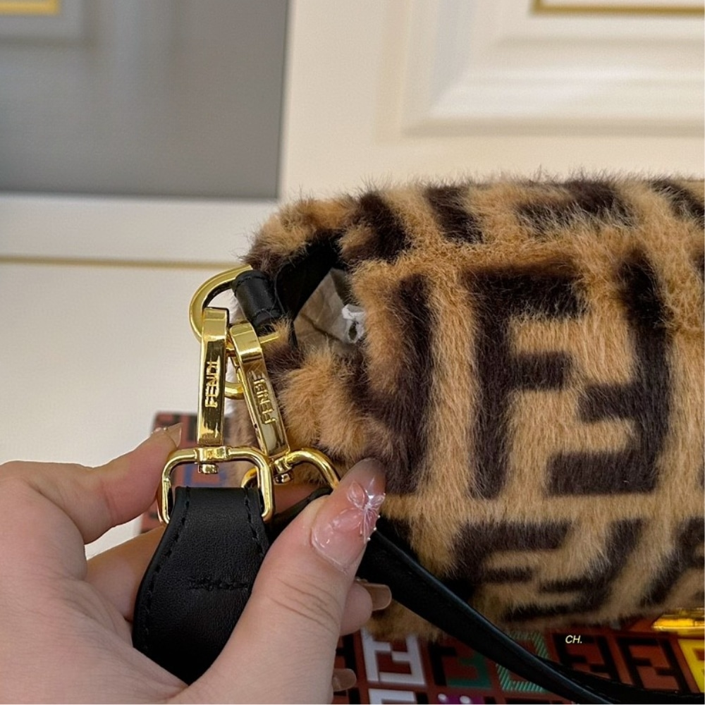 Fendi Baguette Sheepskin Bag Brown 26Cm