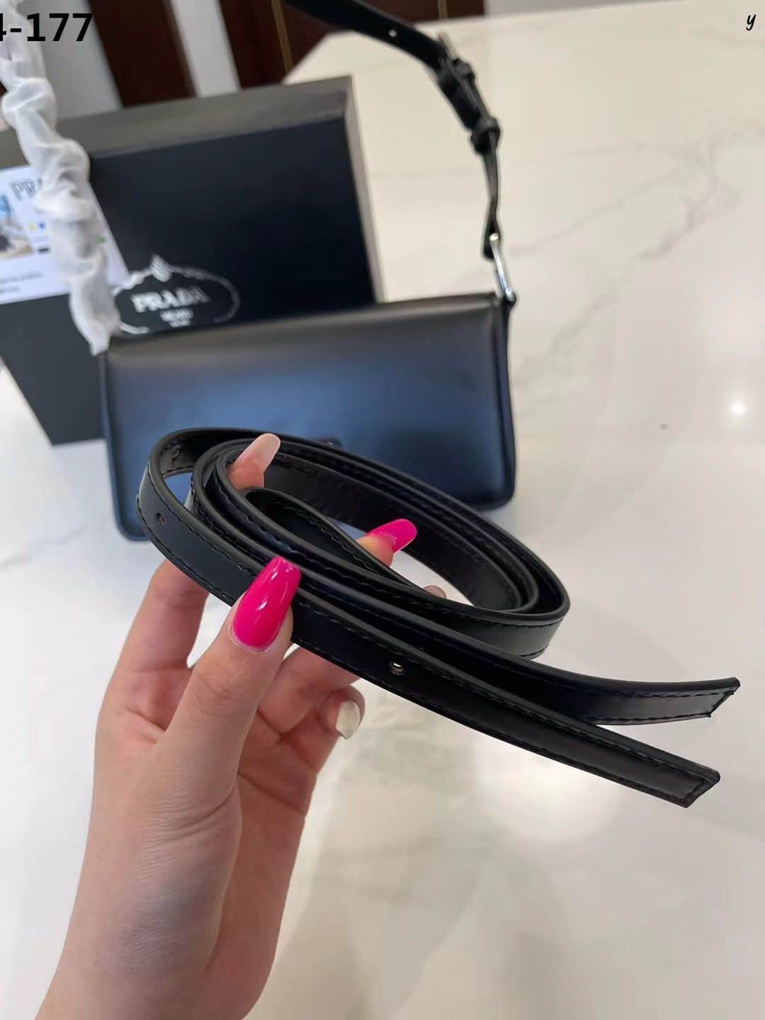 Prada Brushed Leather Prada Femme Bag Black 22Cm