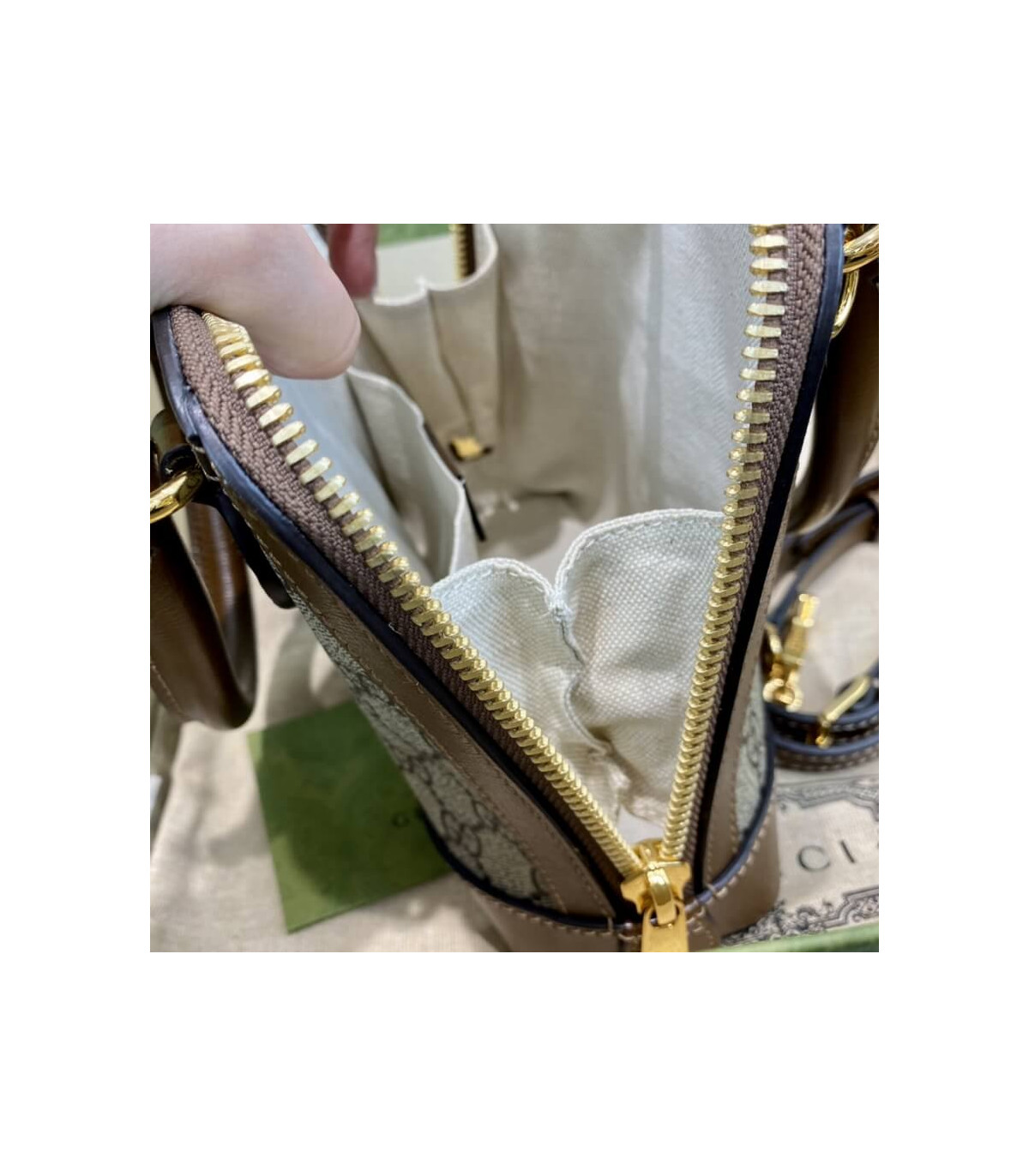 Gucci Horsebit 1955 Mini Top Handle Bag In Brown GG Supreme Canvas 20cm/ 7.9in