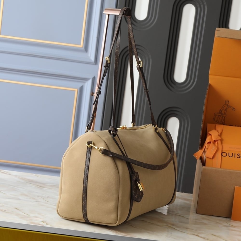 Louis Vuitton GM Express Travel Hazelnut 45Cm M26451