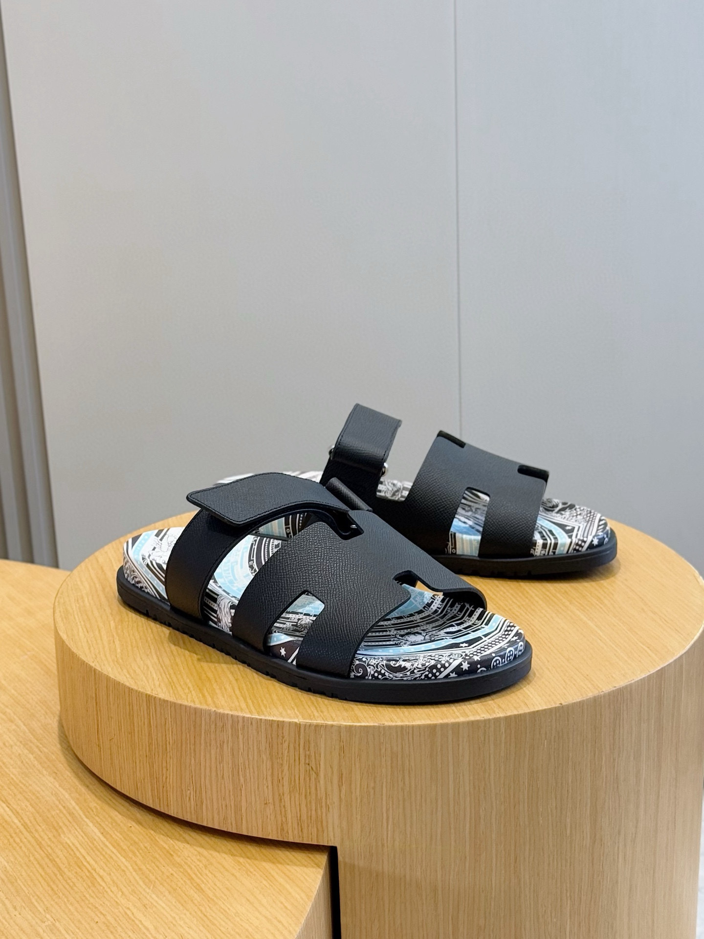 Hermès Black Leather Sandals- Shoes for Men