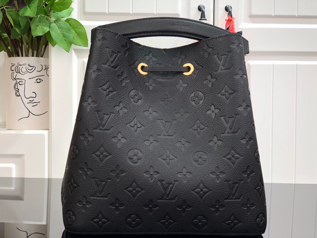Louis Vuitton N Ono  Mm Bucket 26Cm Black M45256