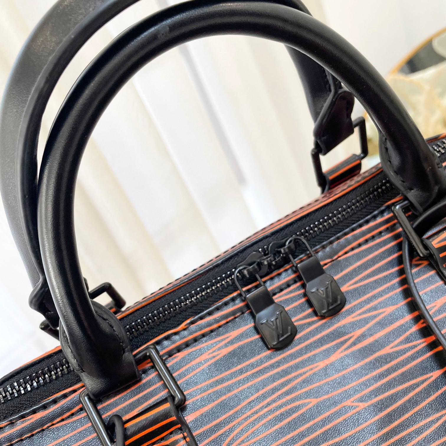 Louis Vuitton Keepall Bandouli Re 50 Gradient Electric Sun 50Cm M23174