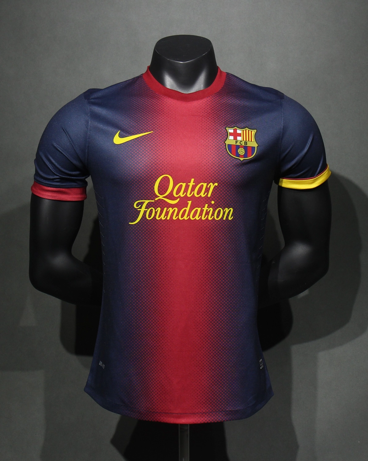 Retro Player 2012-13 Barcelona Home Football jersey retro