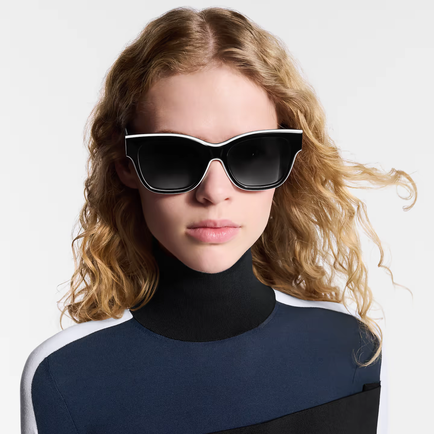Louis Vuitton Z2645U LV Line Square Sunglasses