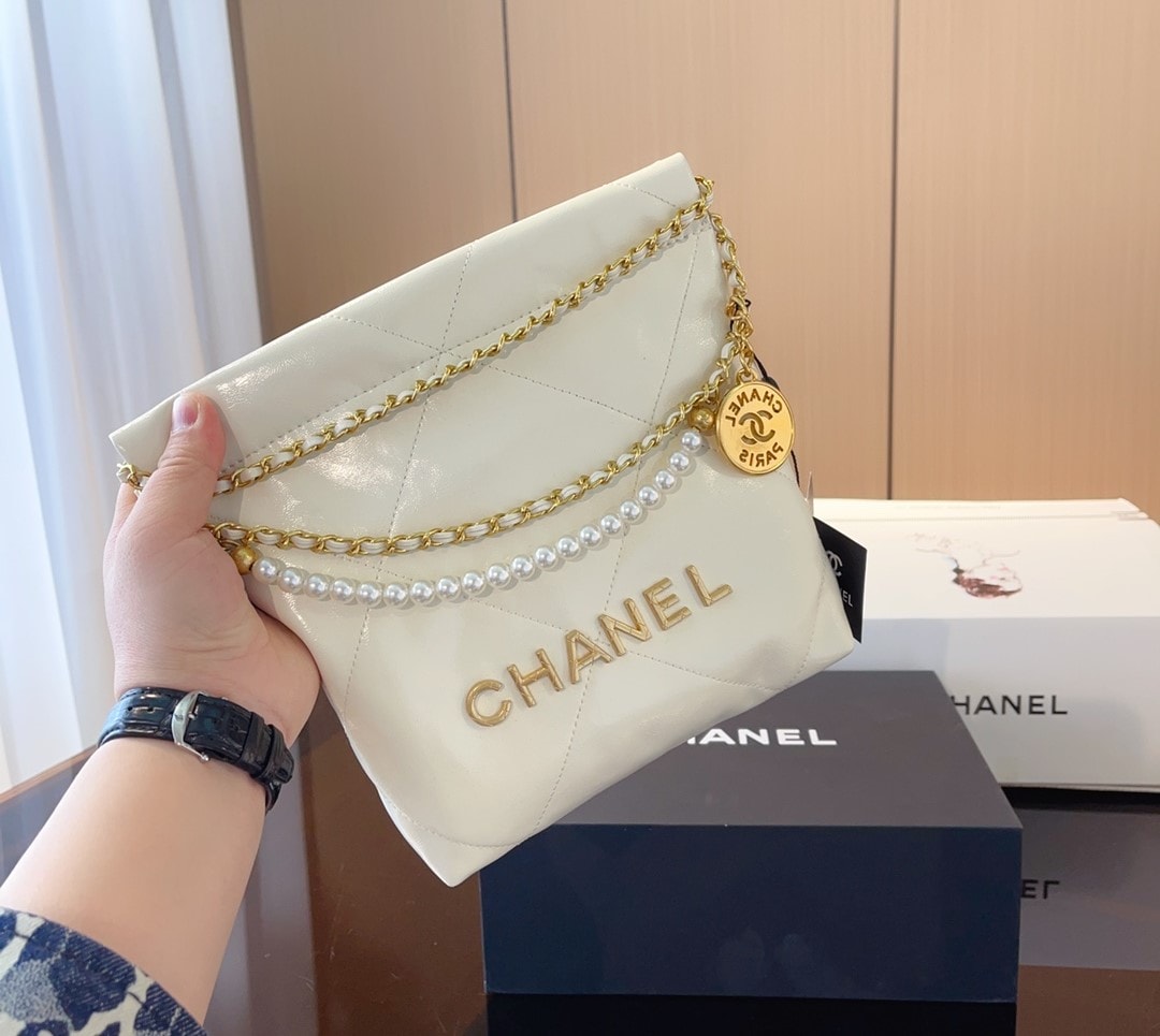 Chanel 22 Mini Handbag Crystal Pearls White 22Cm As3980