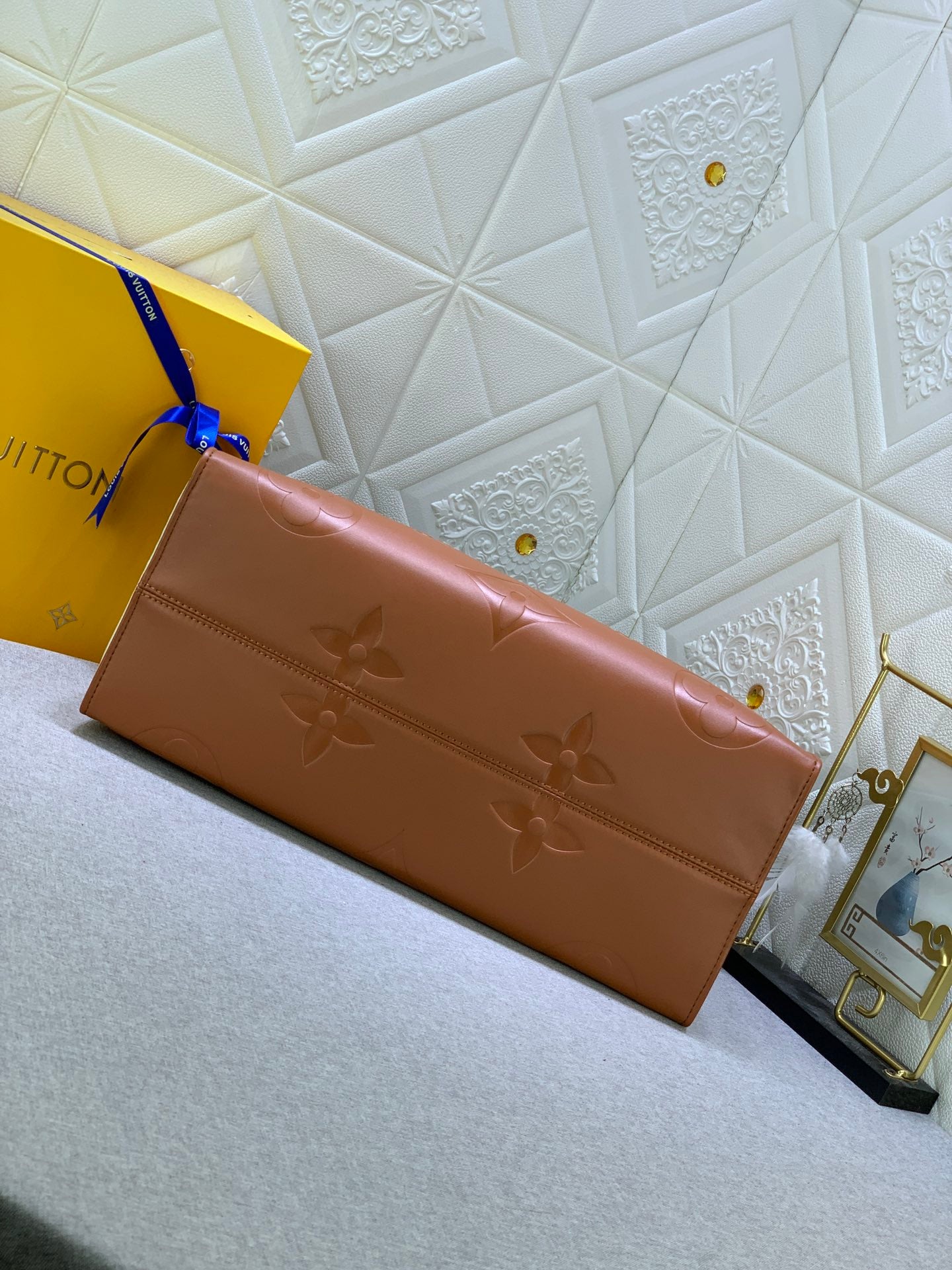 Louis Vuitton LV Crafty Onthego Gm Brown 41Cm