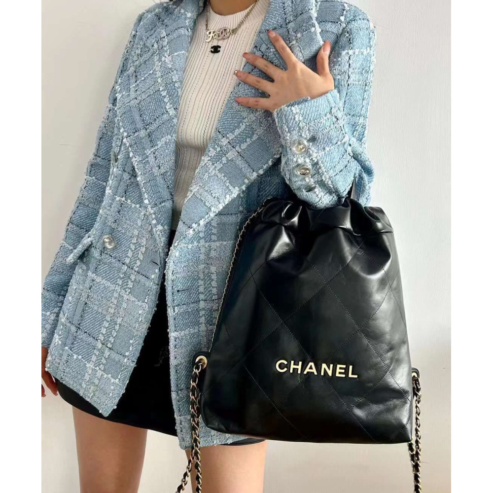 Chanel 22 Backpack in Black Shiny Calfskin 34cm