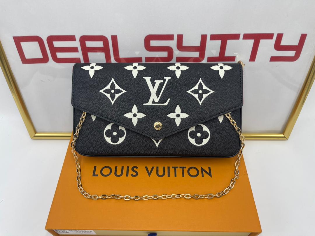Louis Vuitton F Licie Pochette 22.5in/8.9in