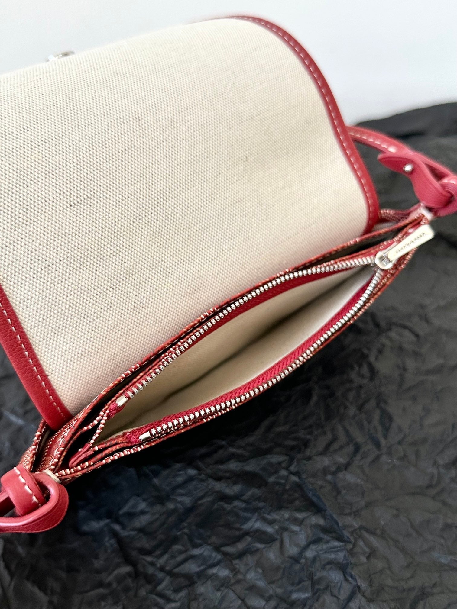 Goyard Plumet Pocket Wallet 20 Cm Classic Red Goyardine Canvas And Lambskin Trim