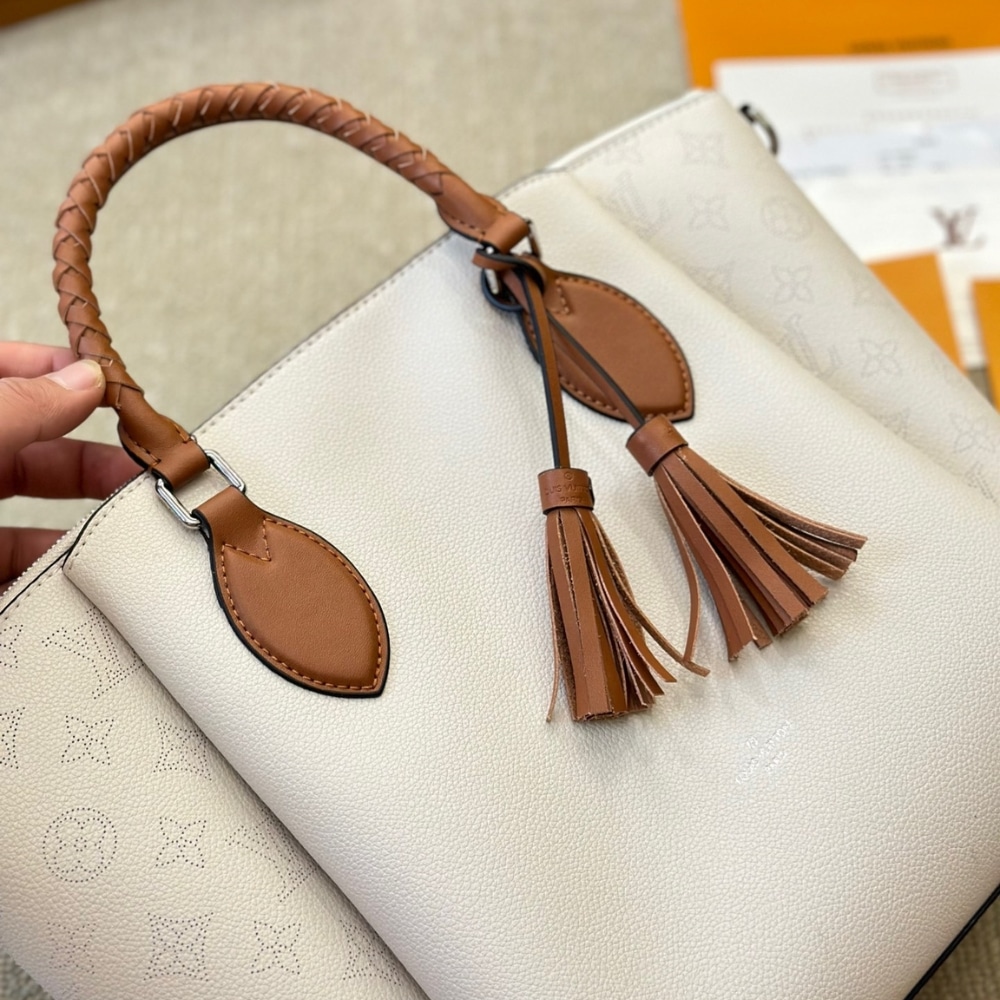 Louis Vuitton Mahina Leather Haumea Bag White 30Cm