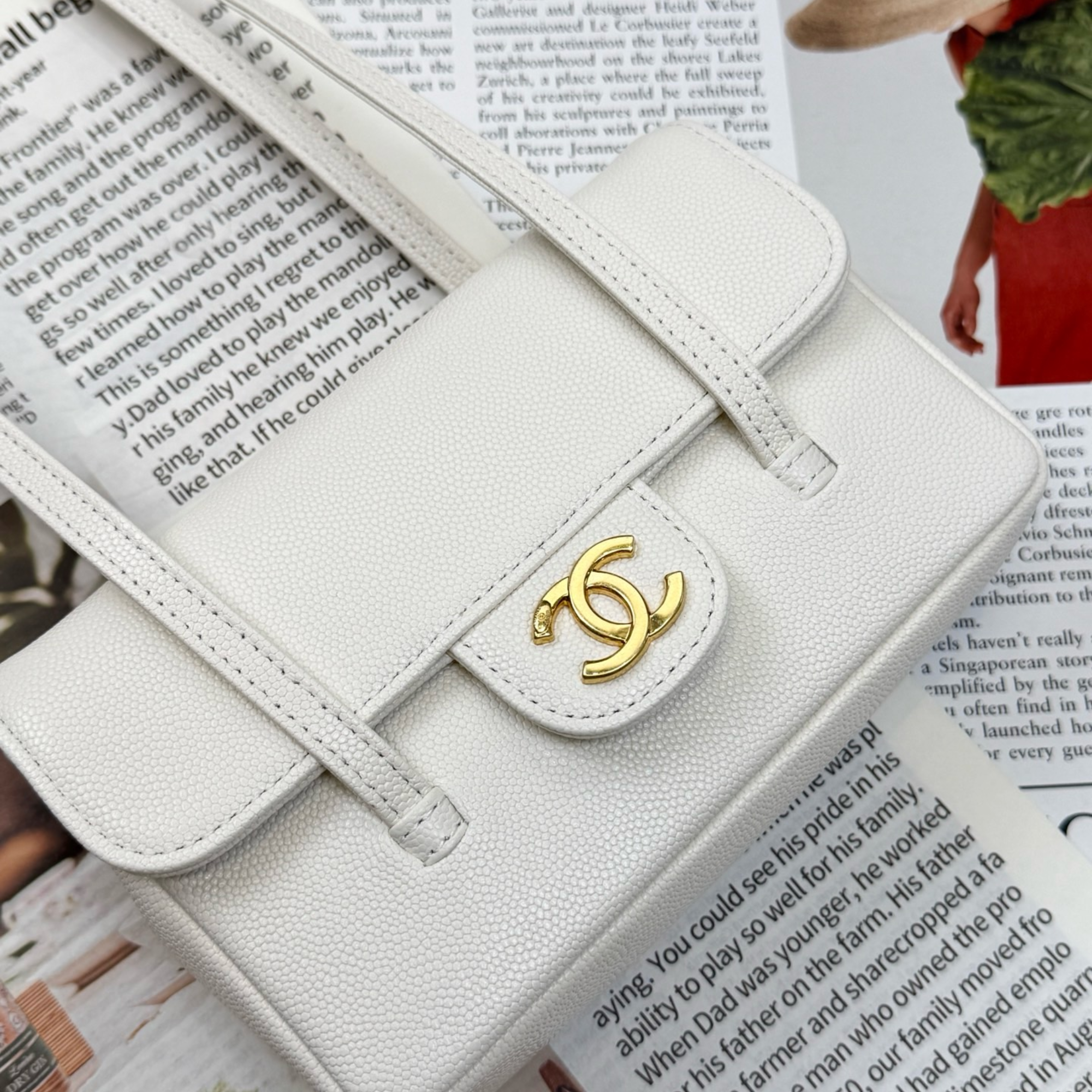 Chanel Clutch White Bag 17cm/6.7in