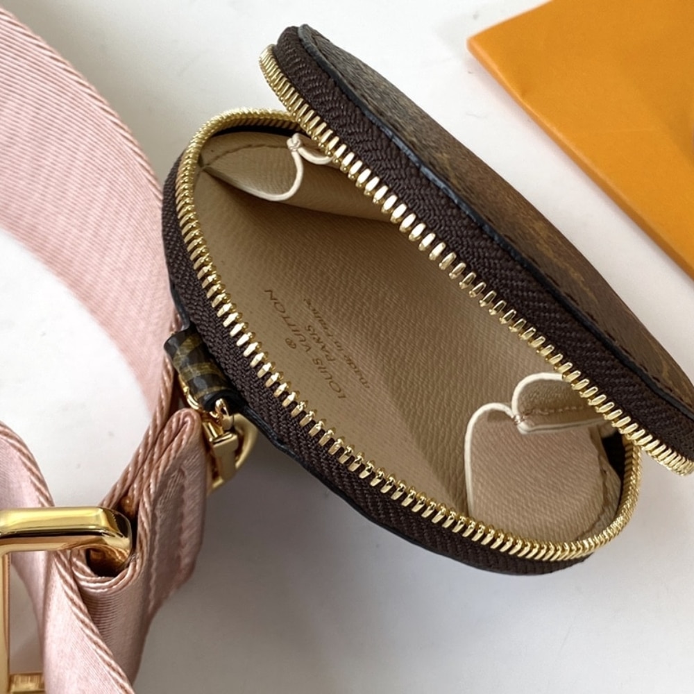 Louis Vuitton Multi Pochette Accessoires Monogram Canvas Rose Clair 24cm M44840