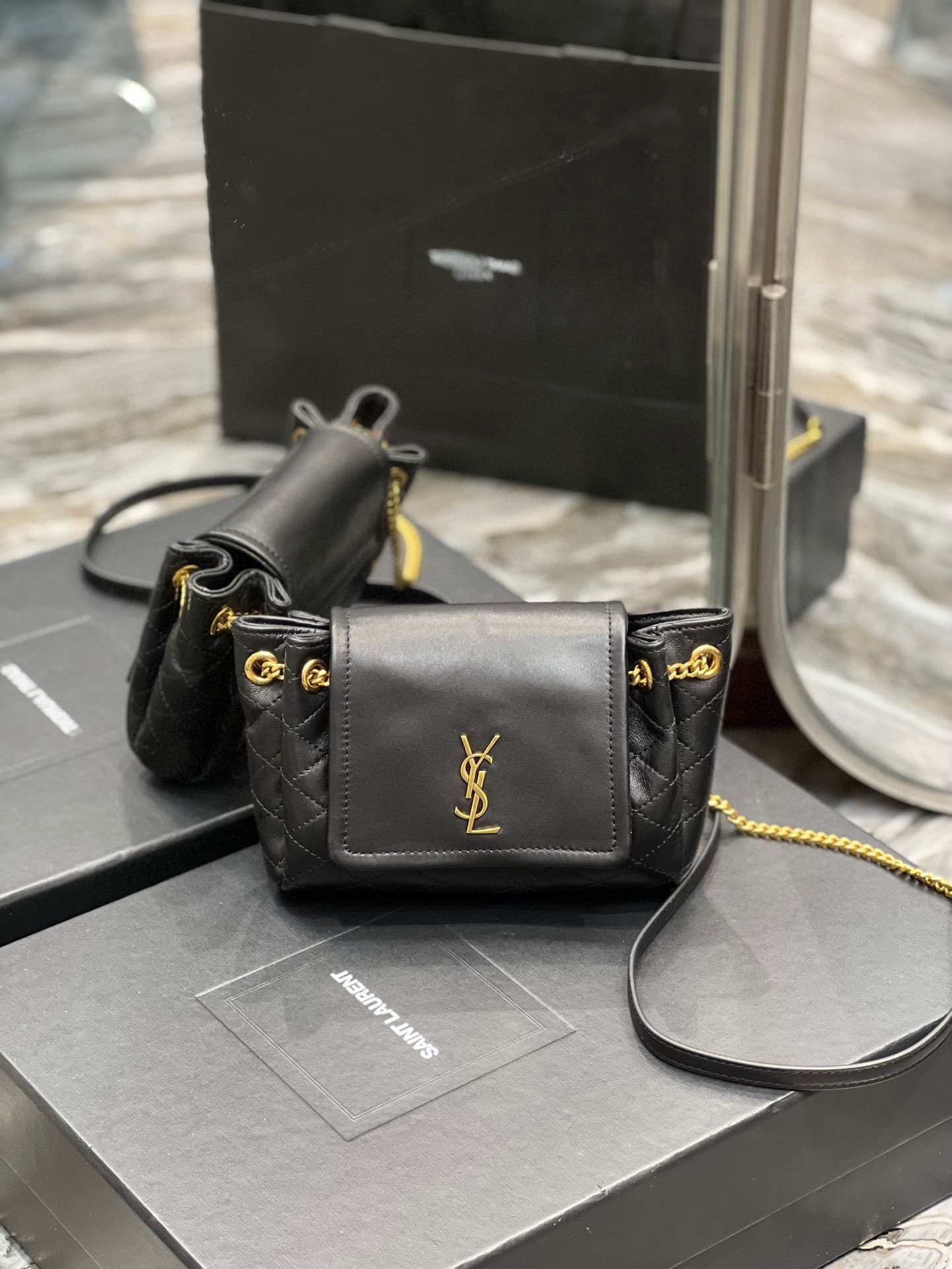 Saint Laurent Mini Nolita In Black 18Cm