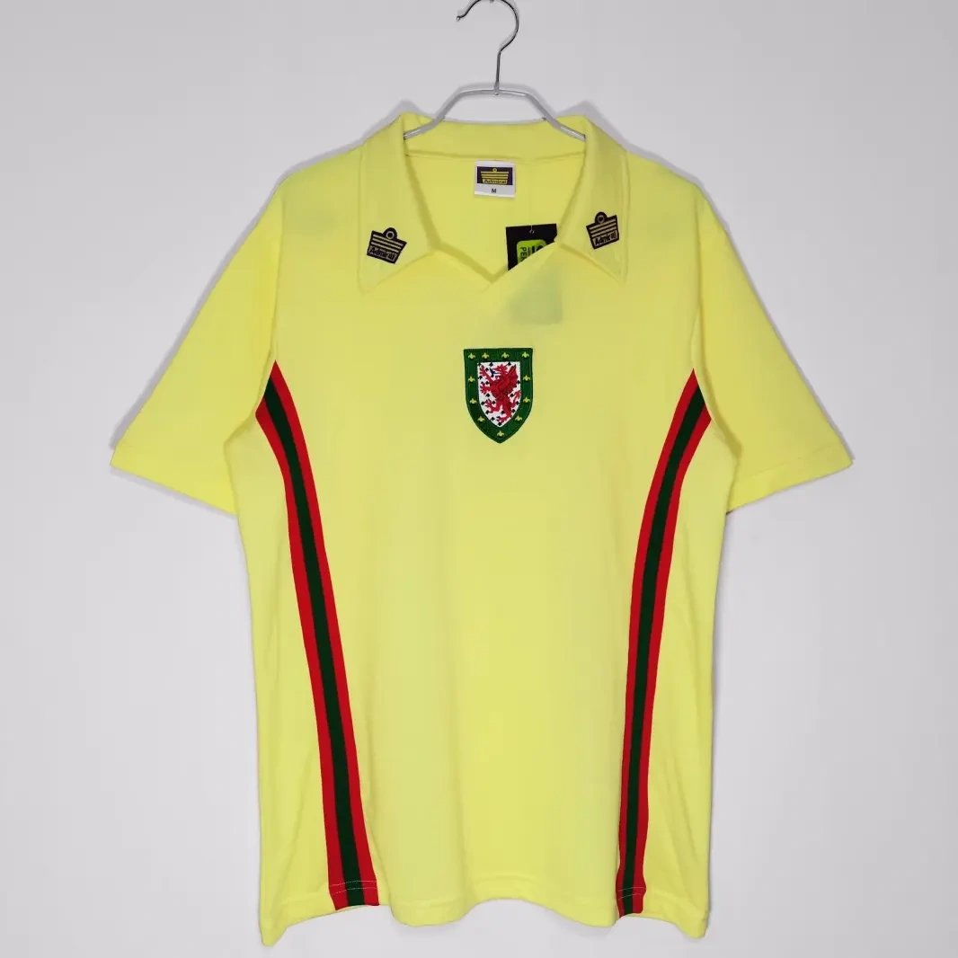Retro 1976-79 Wales Away retro football jersey