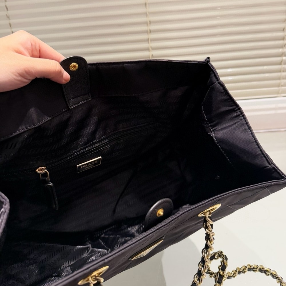 Prada Re Edition 1995 Re Nylon Tote Bag Black 42Cm