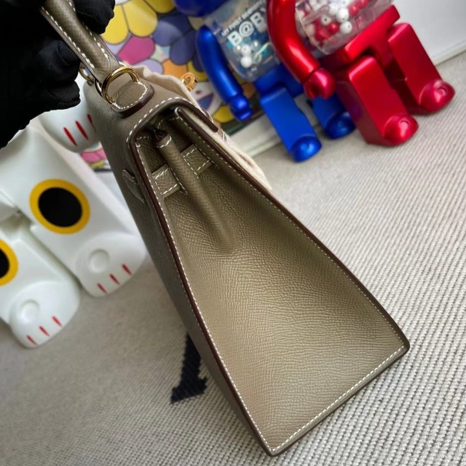 Hermes Kelly Epsom Ck18 Etoupe Gold Hardware 28Cm