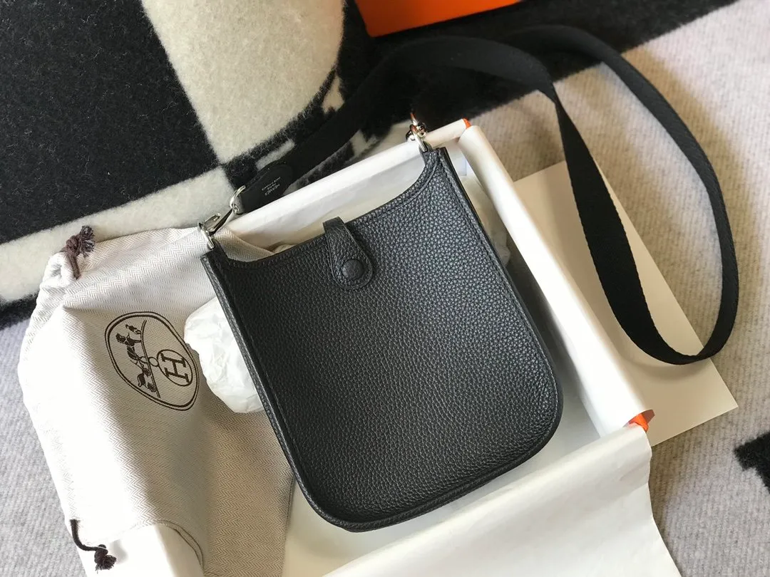 Hermes Evelyne 16 Amazone Black Bag 16Cm H069426Ckav
