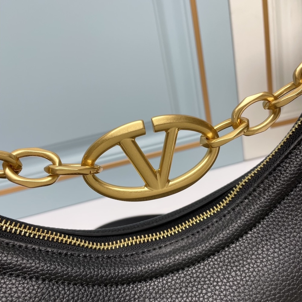 Valentino Garavani VLogo Moon Medium Grainy Hobo Bag With Chain Black 29Cm 4W0B0N59Jdk 0No