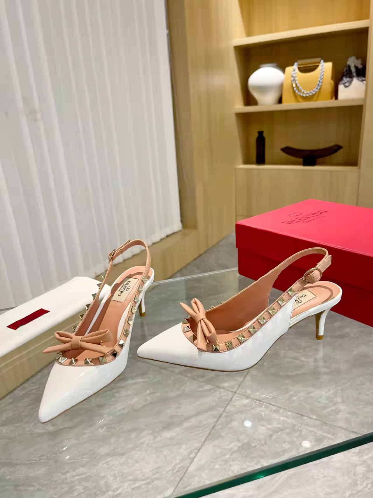 Valentino Rockstud Bow Slingback Pump In Patent Leather With Matching Studs White