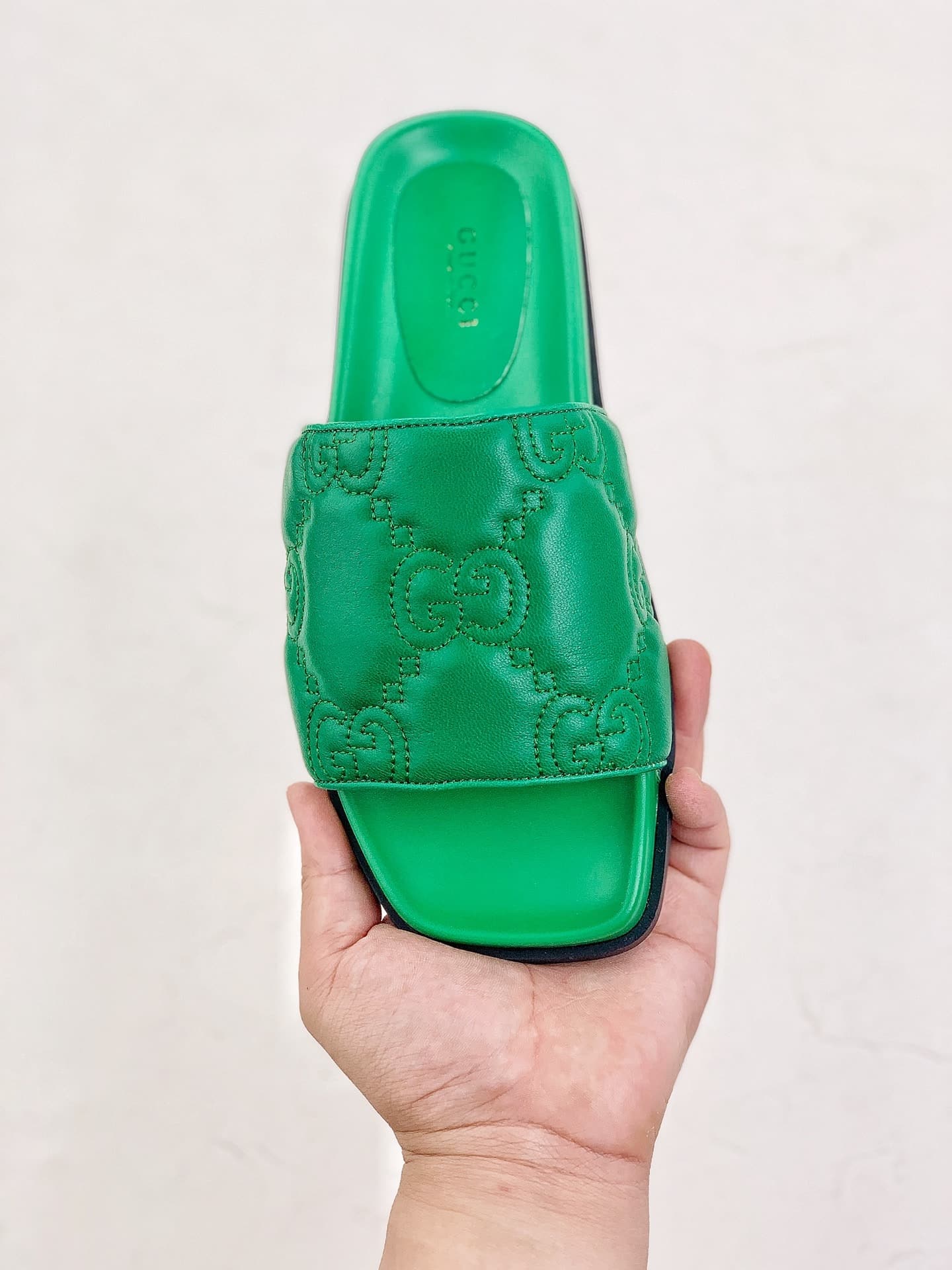 Gucci Womens Gg Matelasse Slide Green