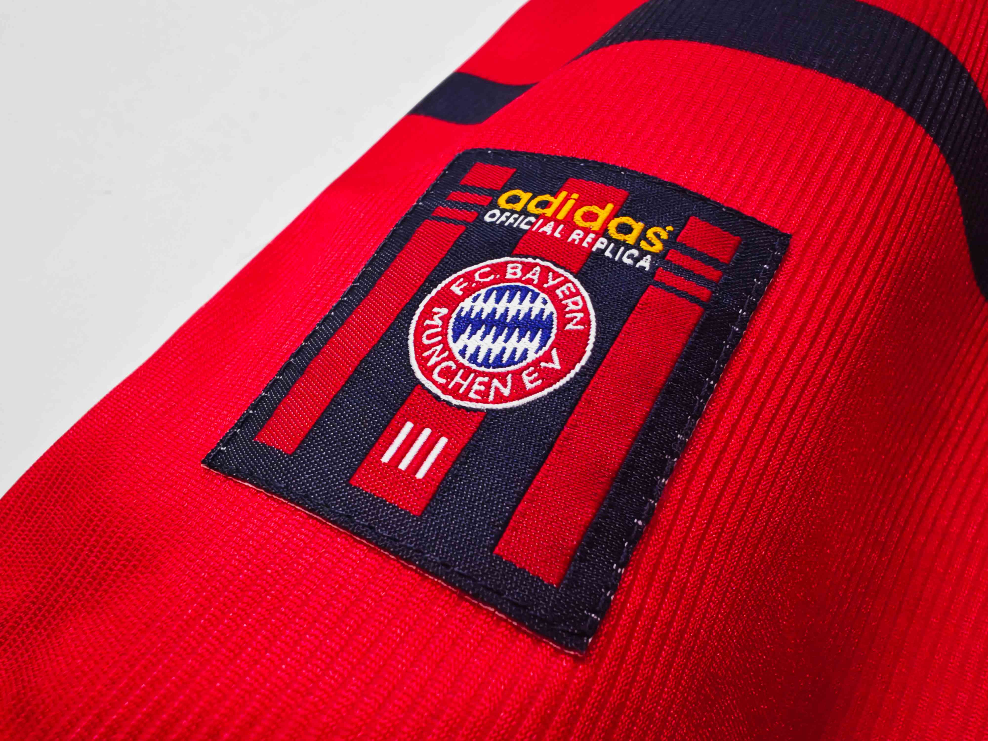 1998/00 Bayern Munich Away Retro Football Jersey 1:1 Thai Quality