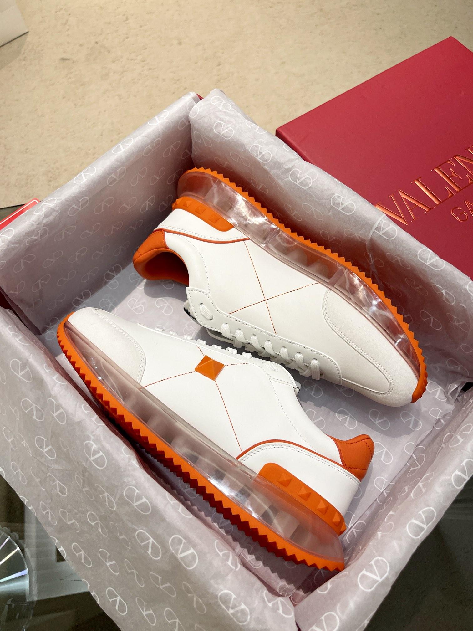 Valentino Sneakers