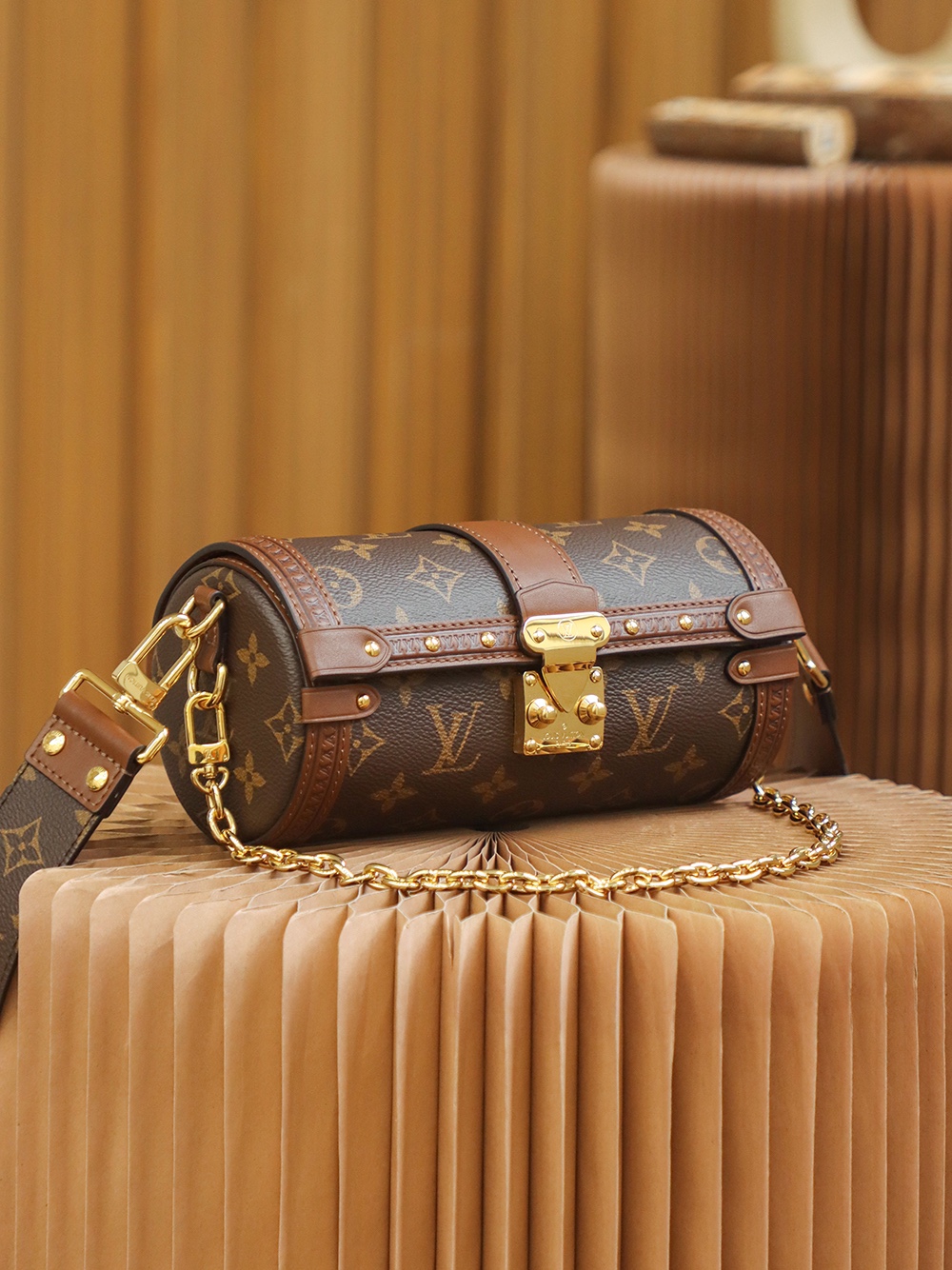 Louis Vuitton Papillon Trunk Monogram M57835
