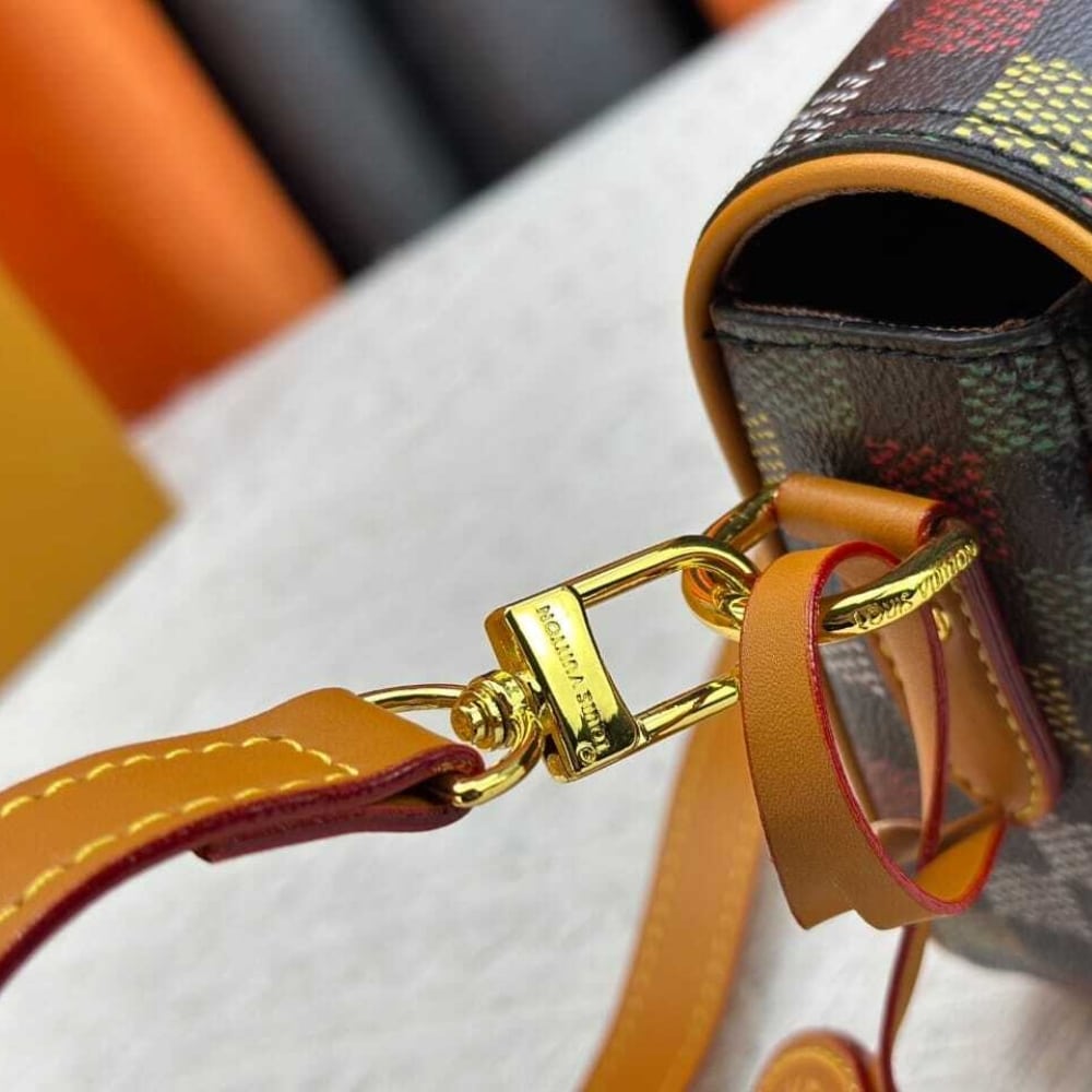 Louis Vuitton Montsouris Messenger PM Damier Ebene 20Cm N00147