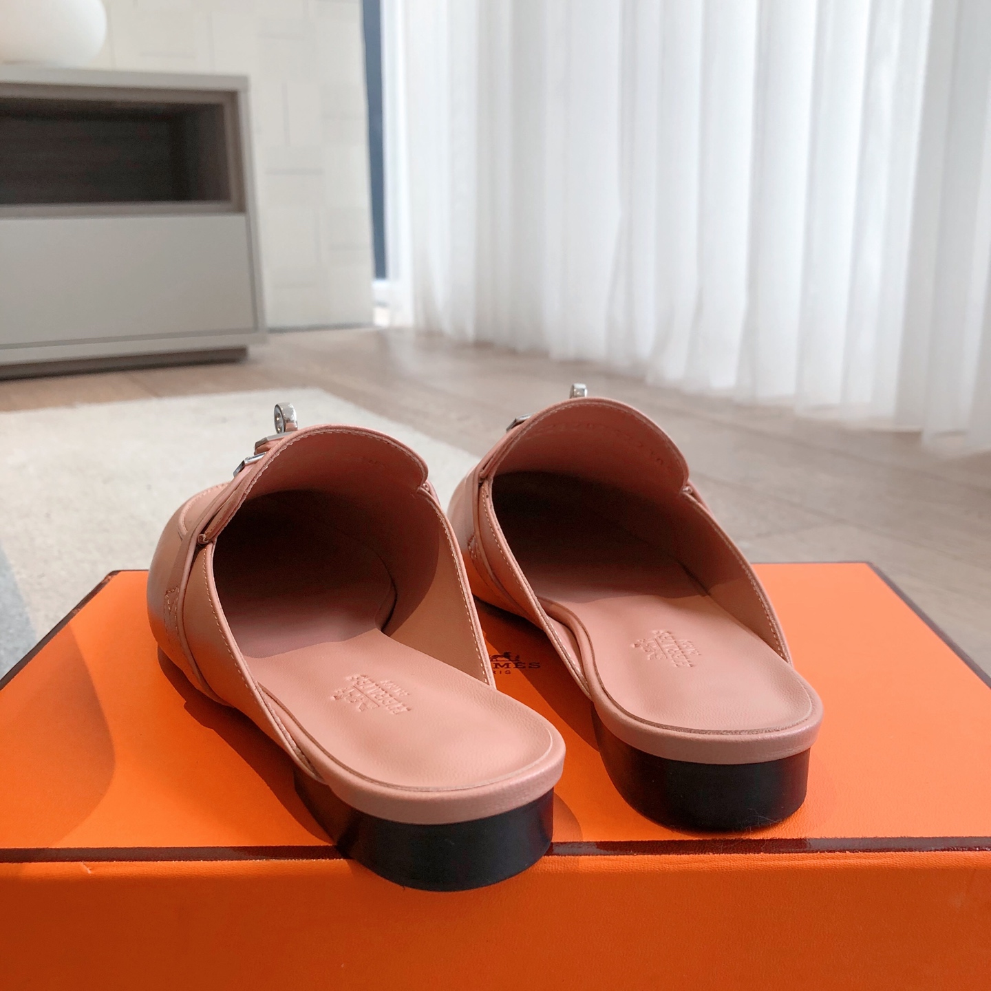 Hermes Oz Mule Pink