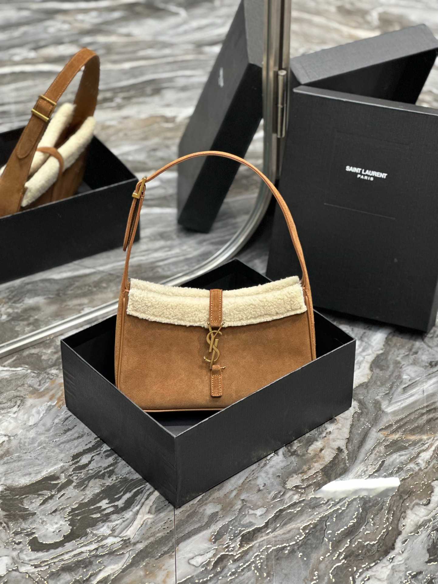 Saint Laurent Le 5 A 7 Hobo Bag In Suede And Shearling