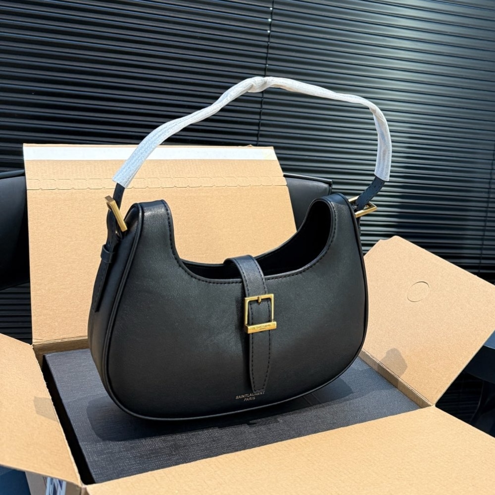 Saint Laurent Le Fermoir Hobo Bag Black 24Cm