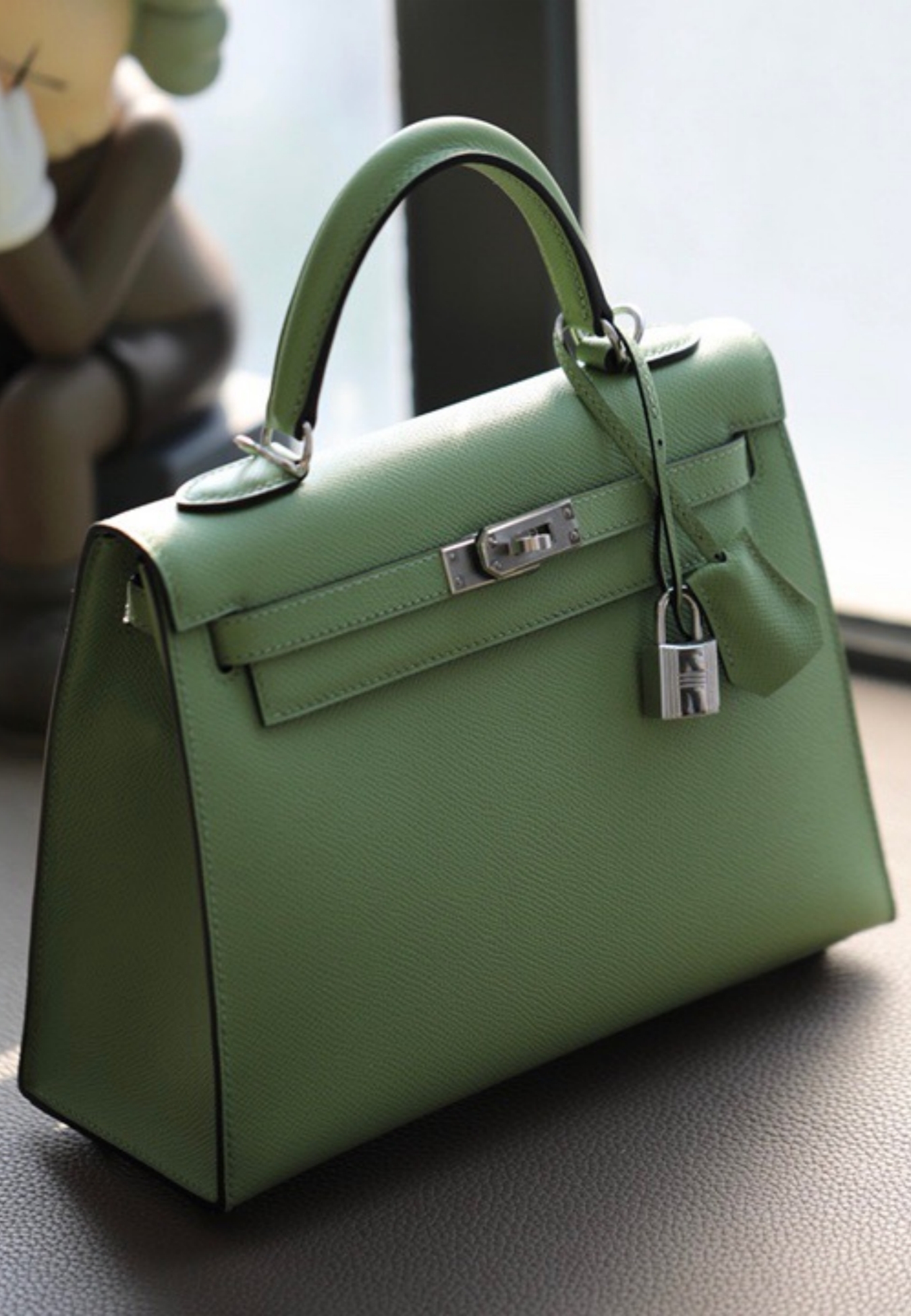 Kelly 25-28