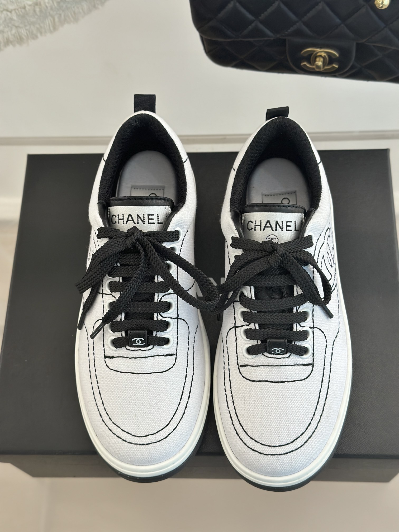 CHANEL Casual Cruise 2024/25 Sneakers