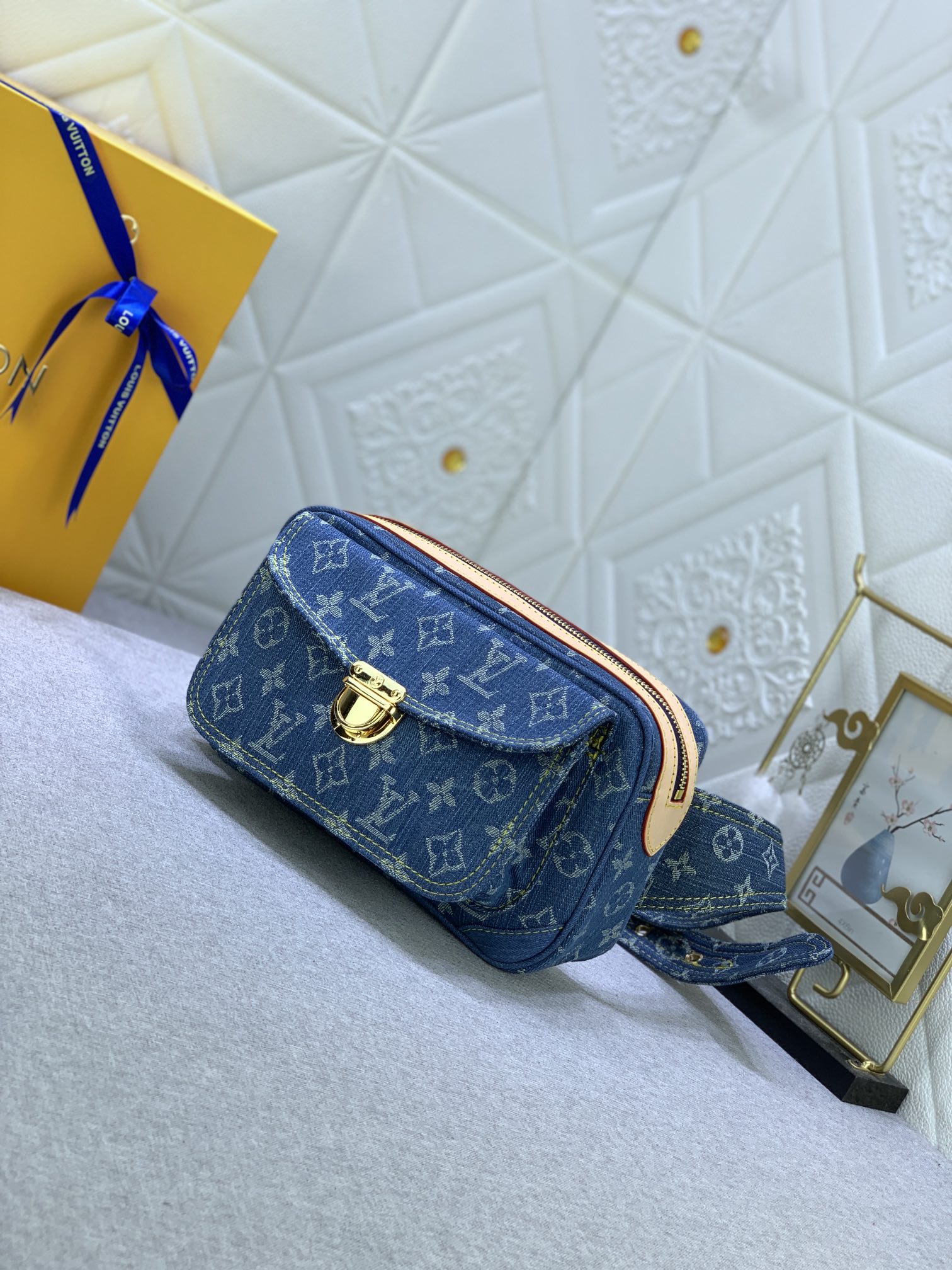 Louis Vuitton Bum Waist Bag Pouch M95347