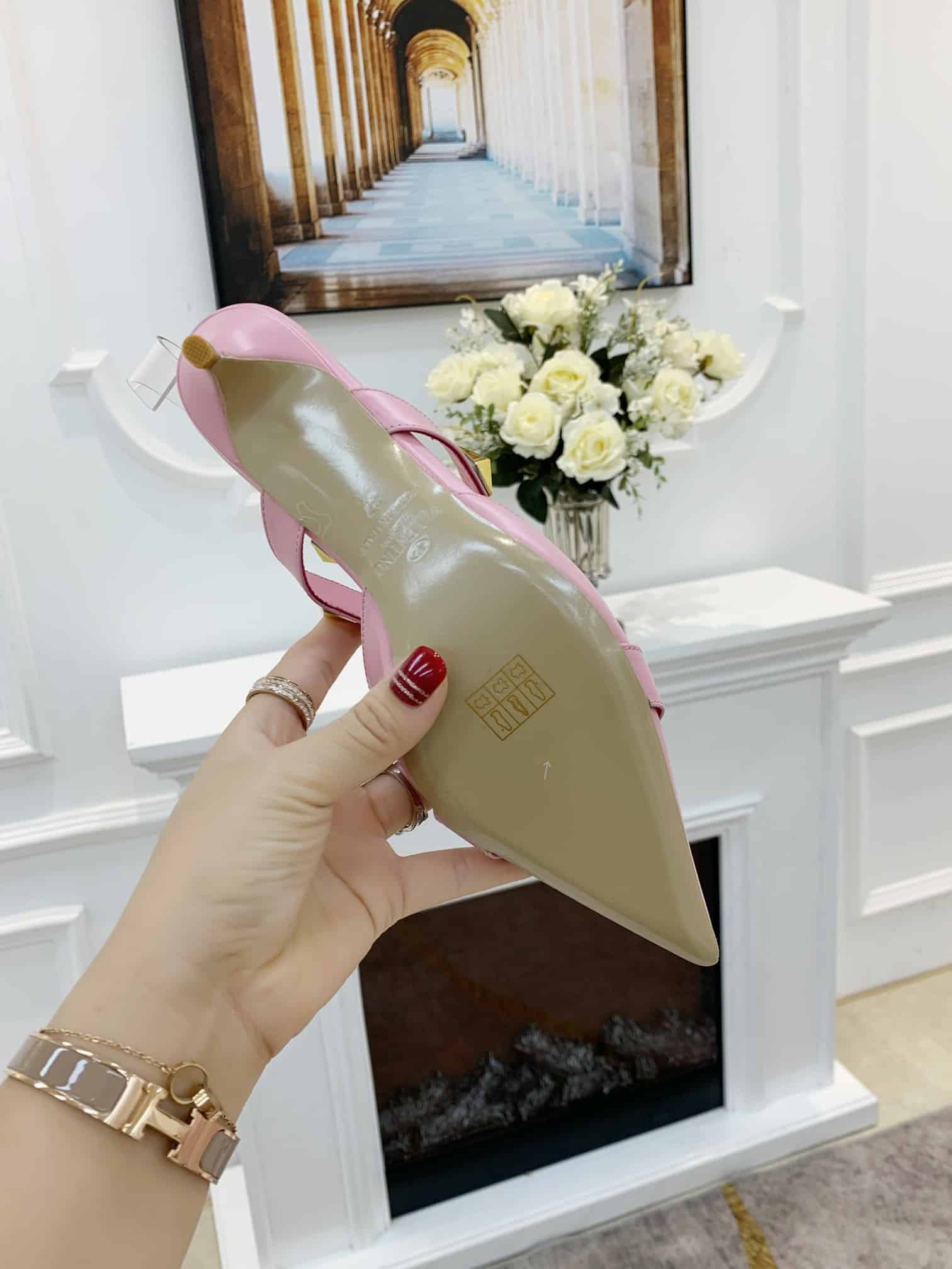 Valentino Garavani Roman Stud Kitten Heel Pumps Pink