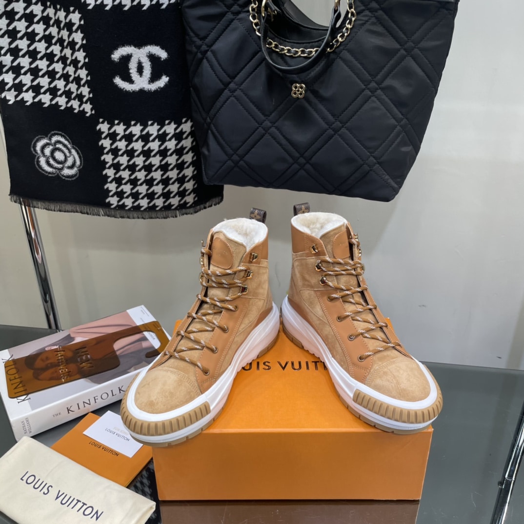 Louis Vuitton Squad Sneaker Boots Suede Brown