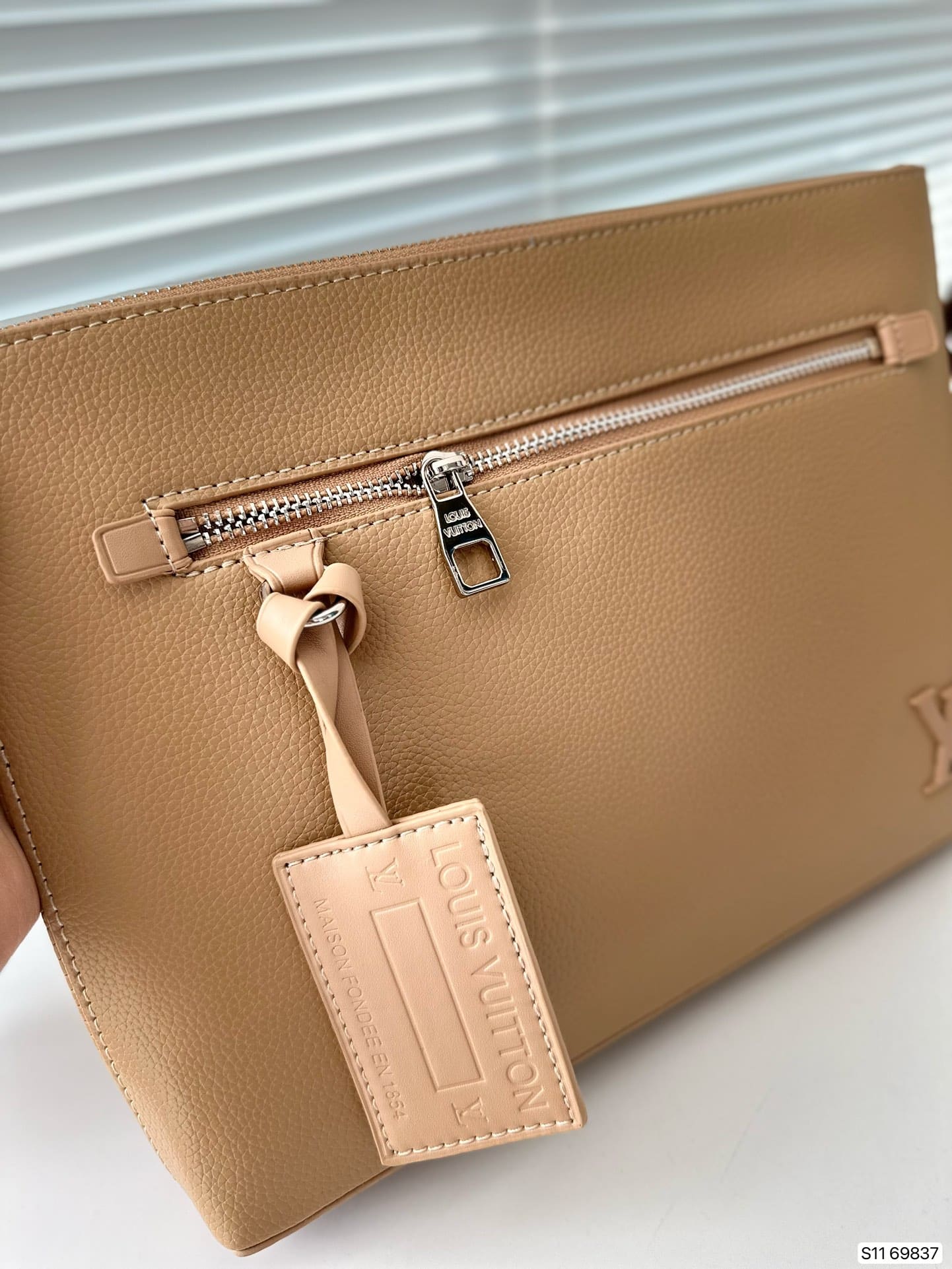 Louis Vuitton Takeoff Pouch Beige 30Cm