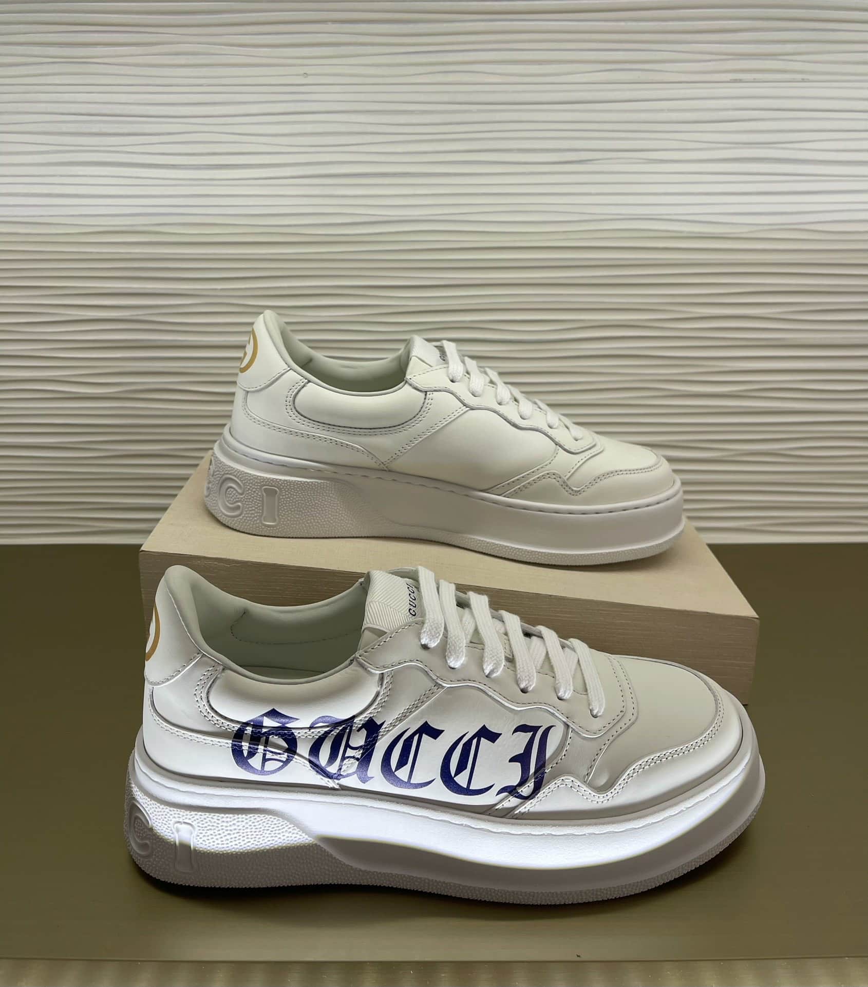 Gucci Women’S Sneaker With Logo White 708267 Upg70 9000
