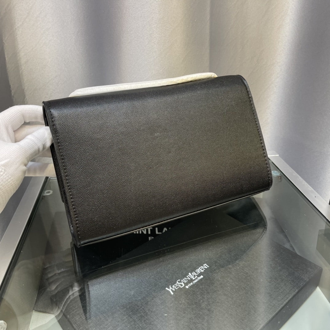 Saint Laurent Kate Medium Chain Bag With Tassel In Grain De Poudre Embossed Leather