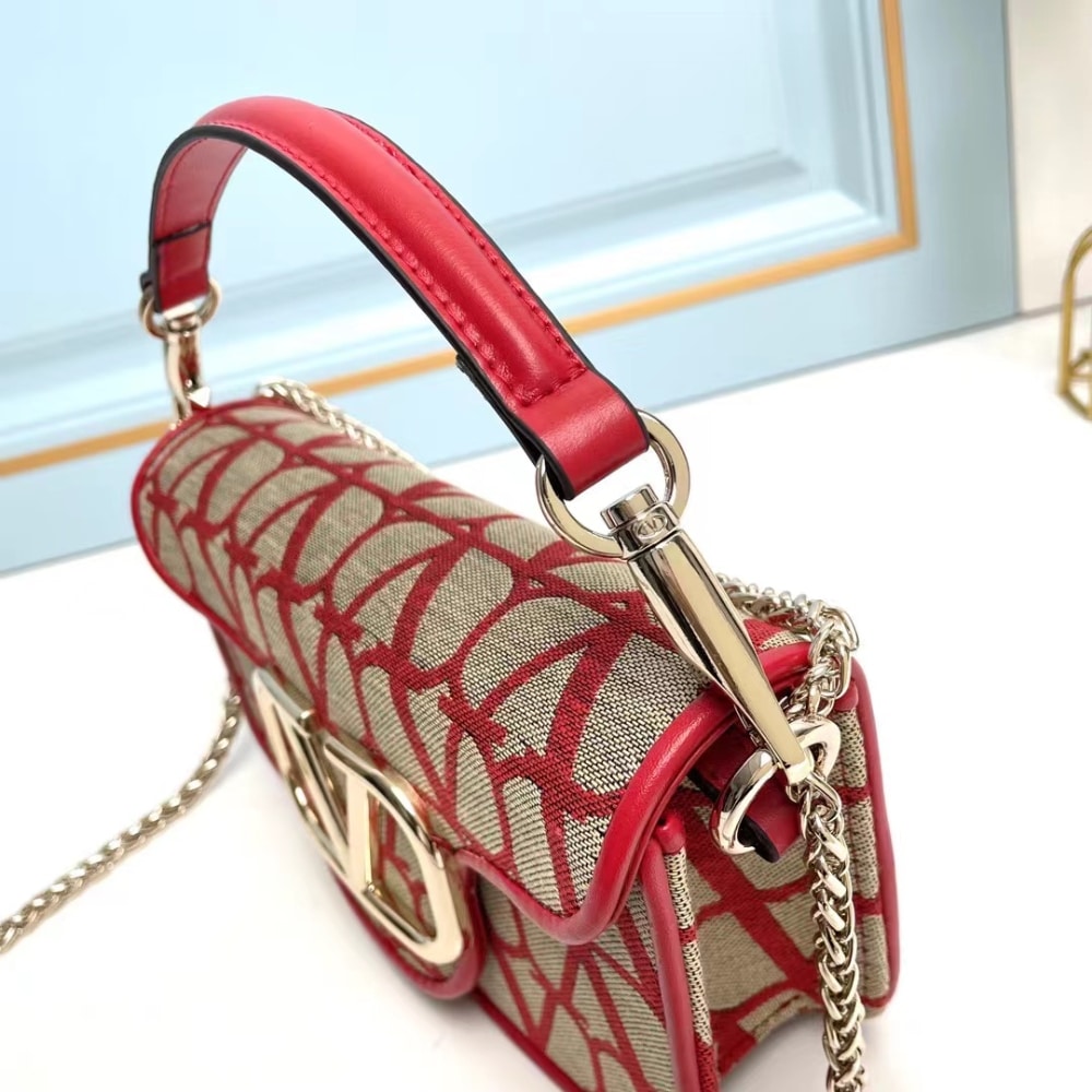 Valentino Garavani Locò Toile Iconographe Shoulder Bag Red 20Cm