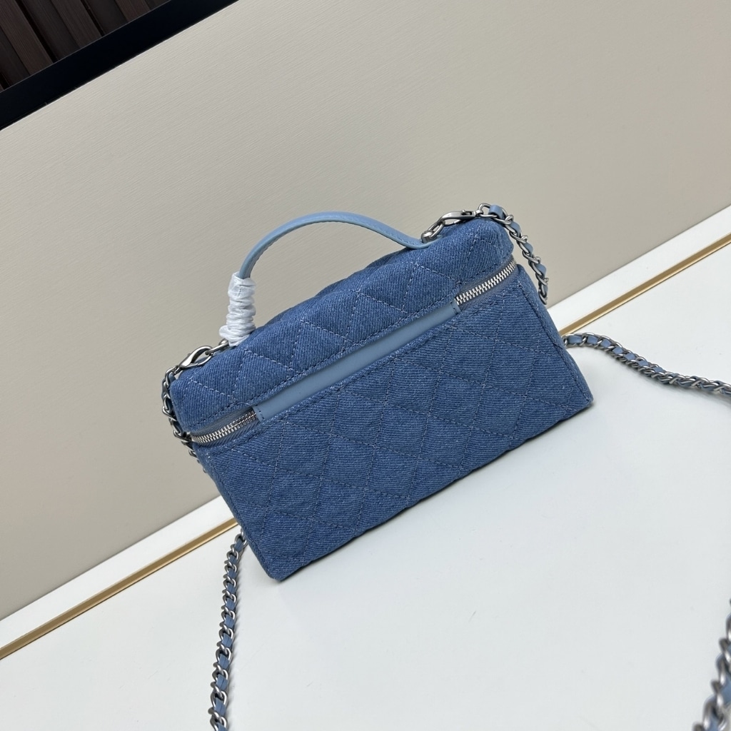 Chanel Classic Vanity With Chain Silver Tone Denim Blue 19cm