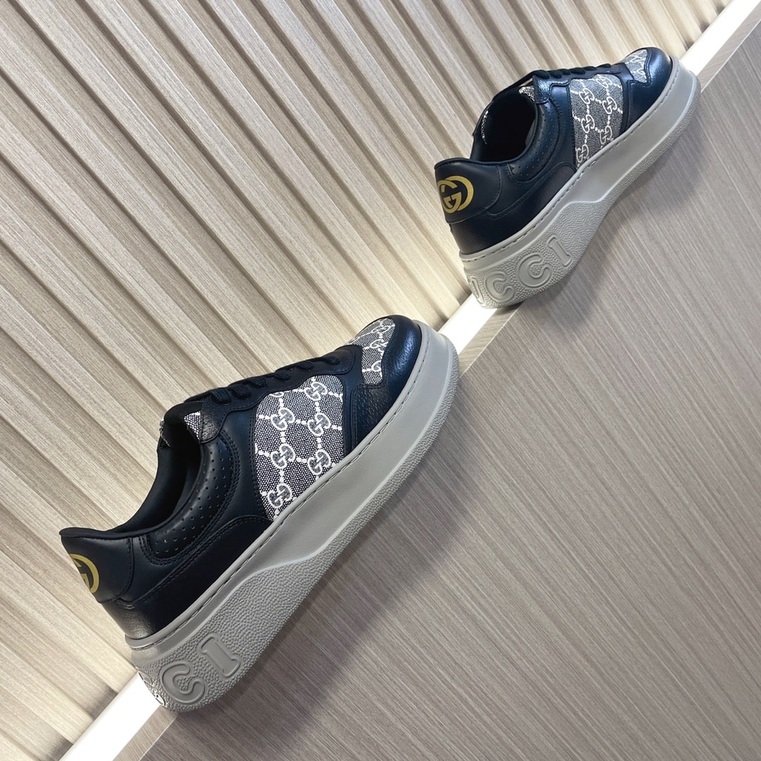 Gucci Men’S Gg Trainer Supreme Canvas Black ?669582 Aacod 1072